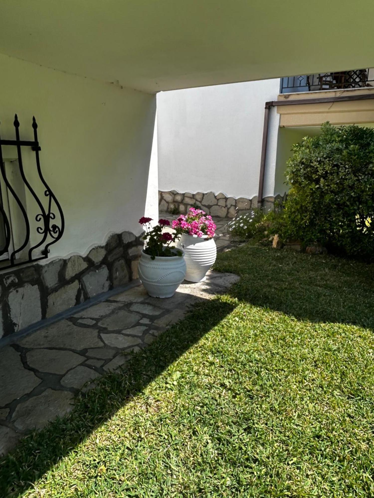 Perfect Hospitality - Elenas House, Nikiti Villa Exterior foto
